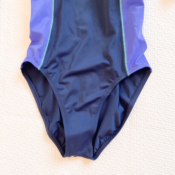 NWT NIKE Girls One Piece Racing Swimsuit Size L - Picture 3 of 10